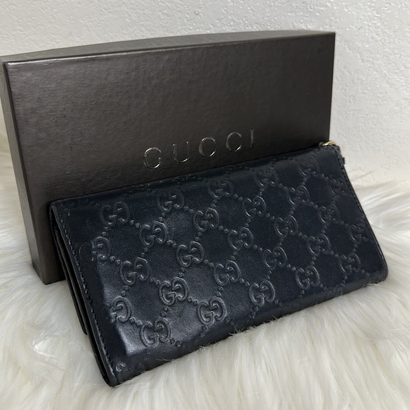 Gucci Black Embossed Leather Continental Wallet with Gold Hardware - Picture 4 of 12
